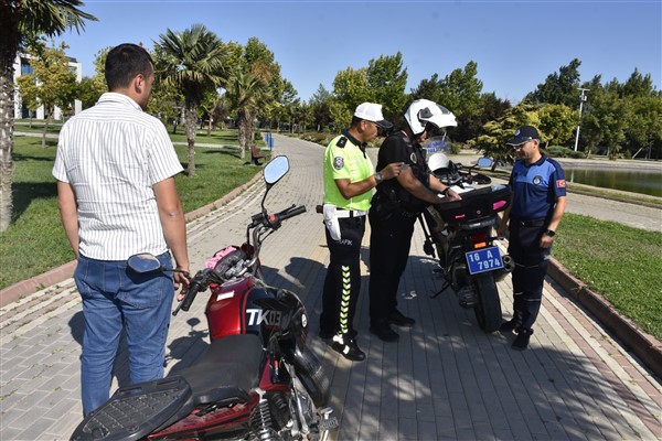 Karacabey Belediyesi’nden parklarda güvenlik ve huzur adımı<