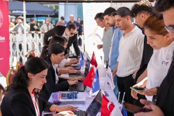 İBB Bölgesel İstihdam Ofisleri iş arayanlarla işverenleri buluşturuyor