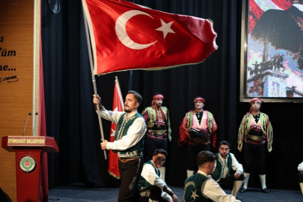 Ankara’nın başkent oluşunun 103. yıl dönümü Etimesgut’ta anıldı<