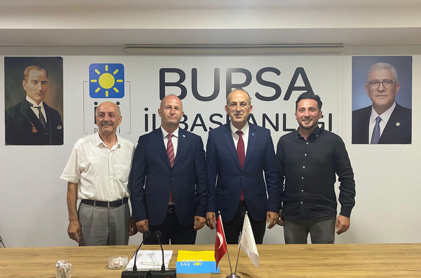 Bülent Bakış, İYİ Parti Orhangazi İlçe Başkanlığı görevini devraldı<