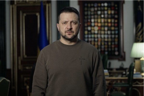 Zelenski: Polonya da dahil olmak üzere tüm Avrupa'yı savunuyoruz<