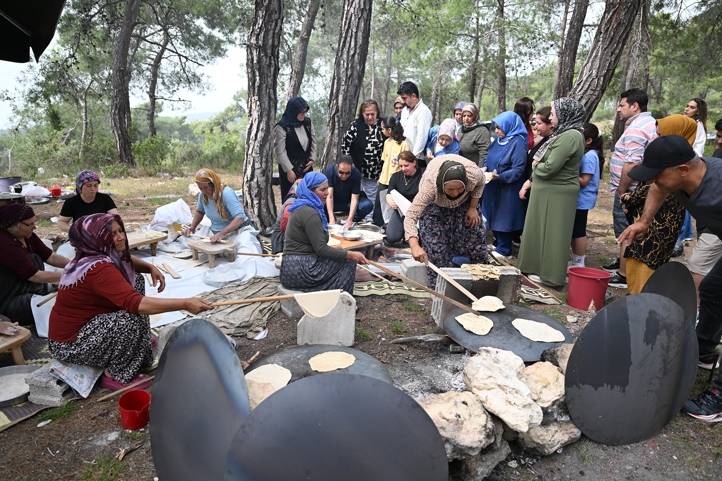 Mersin Büyükşehir Belediyesi'nden annelere piknik etkinliği