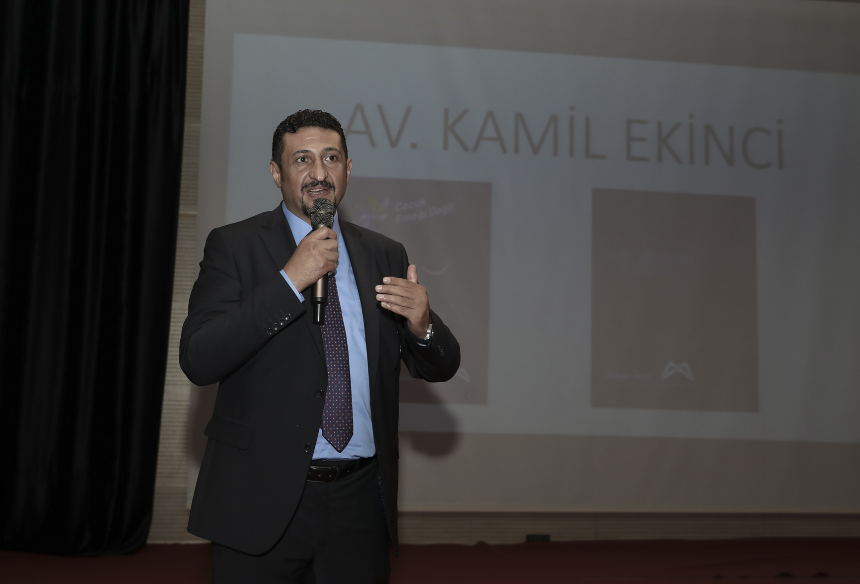 Mersin Büyükşehir Belediyesi'nden çocuk işçiliği kapsamında seminer 