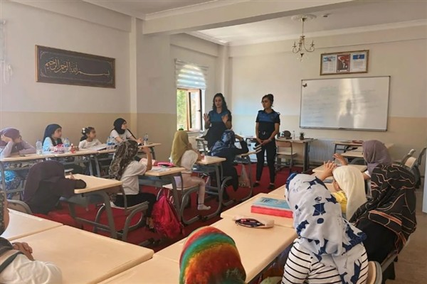 Erzincan'da 510 öğrenciye güvenlik eğitimi verildi..