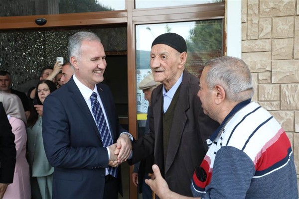 İnegöl’de bayramlaşma programı düzenlendi <