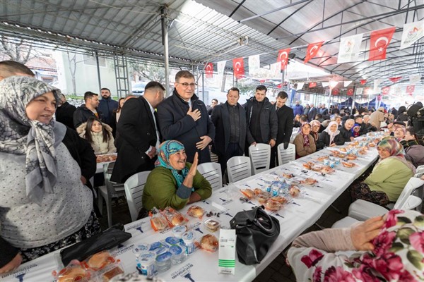 Başkan Tugay, Bayındırlılarla aynı sofrada buluştu