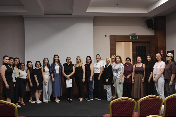 Konyaaltı Belediyesi’nden velilere ilkokula uyum semineri<