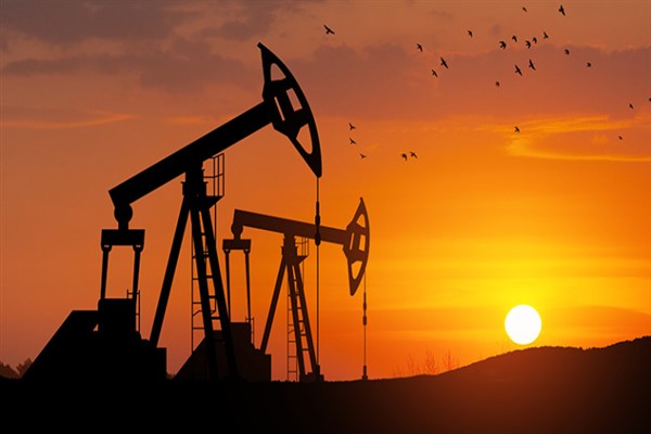 Kaynaklar: OPEC+ üyeleri Temmuz'da günlük petrol üretimini 411 bin varil artırabilir<