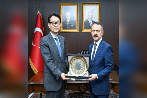 Başkonsolos Woo Sung Lee, Vali Aktaş'ı ziyaret etti<
