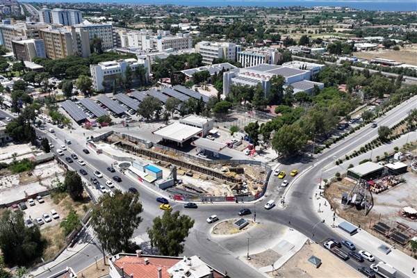 Hastane yolcuları için özel yaya tüneli yapılıyor 