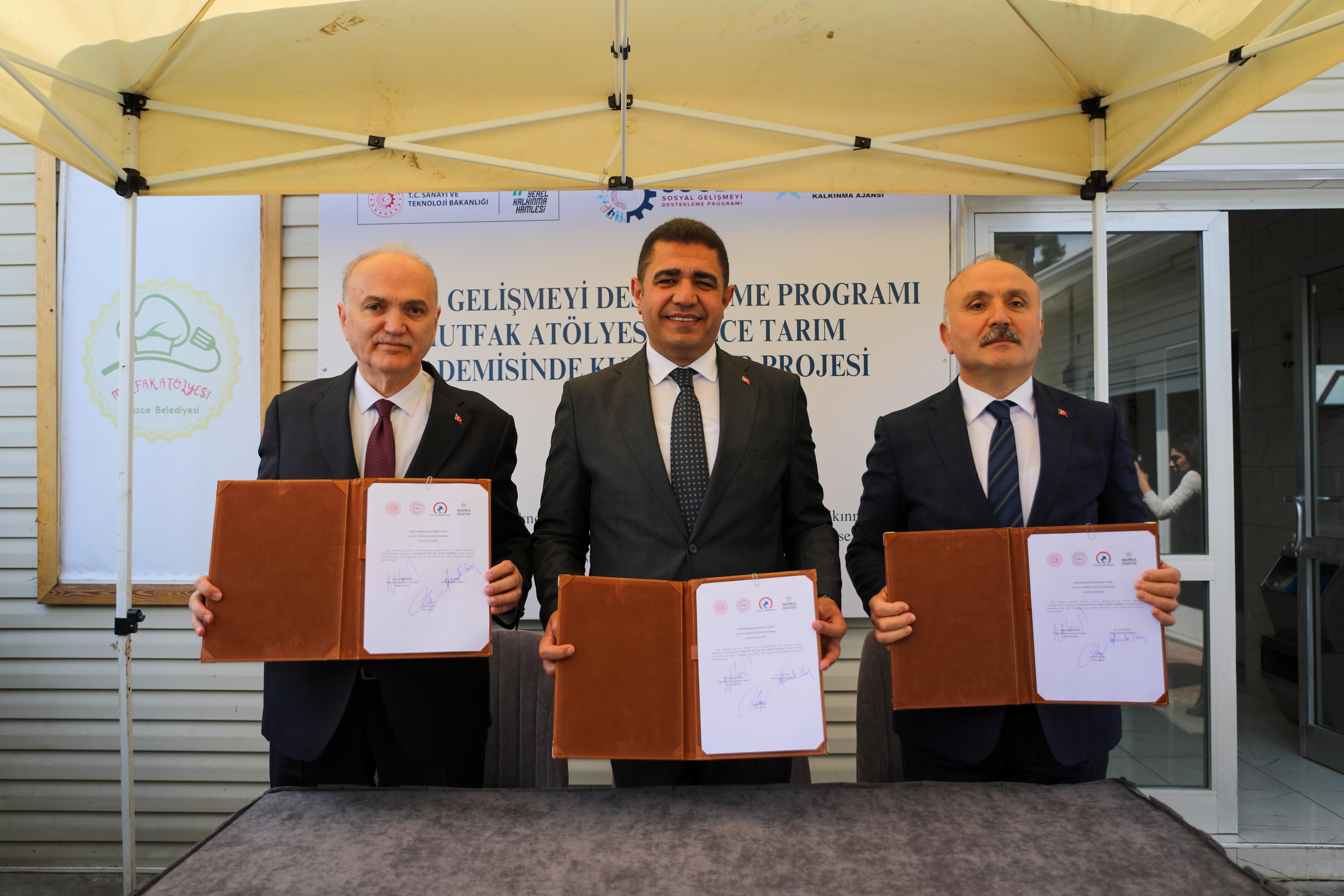 Düzce Belediyesi'ne MARKA'dan destek