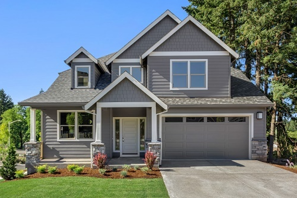 Trump, kurumsal yatırımcılarının müstakil ev satın almasını kısıtlayan kararname imzaladı<