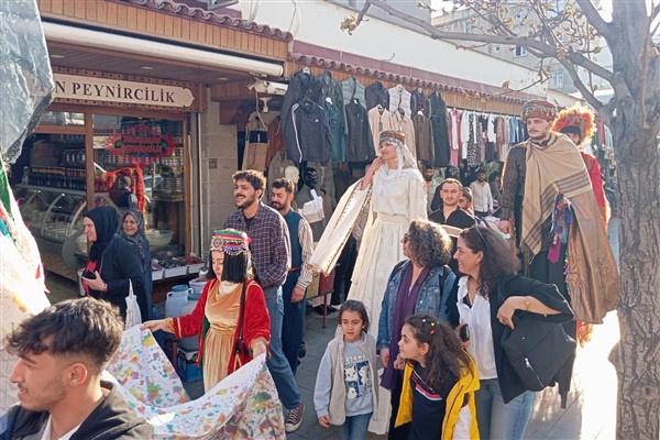 Diyarbakır'da Çarşema Zipa kutlandı<