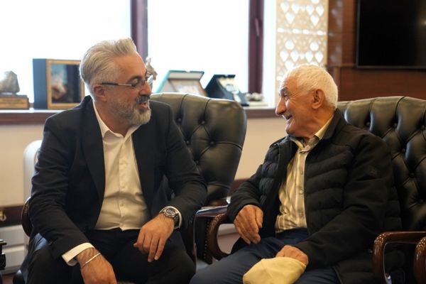 Keçiören’de huzurevi sakinleri ve vatandaşlarla buluşuldu<