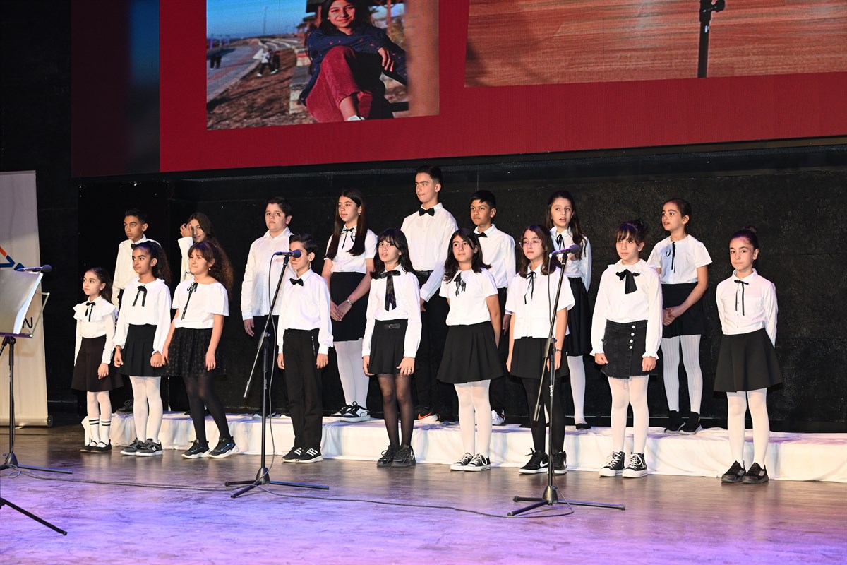 Batman Üniversitesi Çocuk Korosu'ndan konser