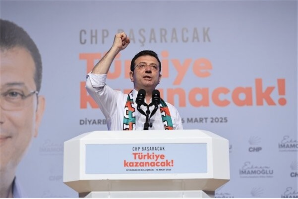 İmamoğlu: Türkiye’de demokrasi, adalet, refah ve barış için çalışıyoruz