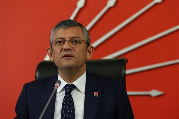 CHP Genel Başkanı Özel, İzmir'de Türkiye İttifakı'na dikkat çekti