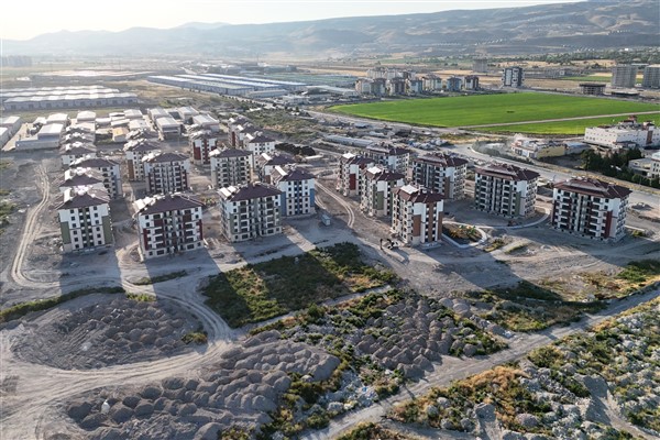 Başkan Büyükkılıç’ın Oruçreis’te 3 milyar liralık kentsel dönüşüm projesi ilerliyor<