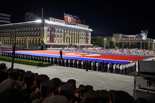 Xi’den Kim Jong Un'a kutlama mesajı<