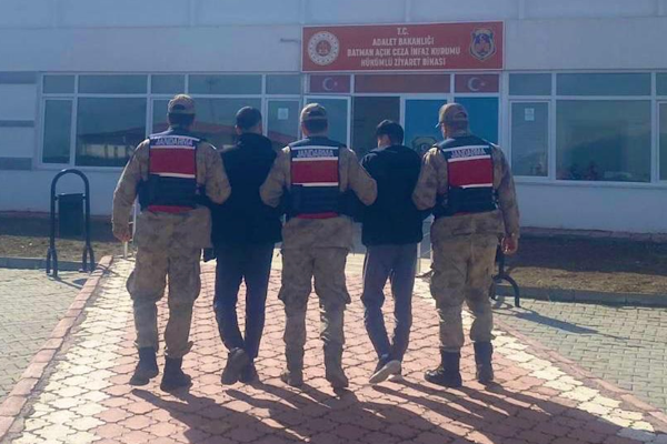 Batman’da 33 aranan şahıs yakalandı