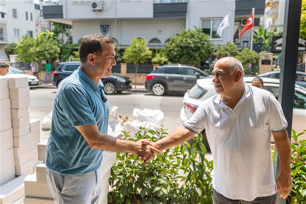 Başkan Özyiğit, Palmiye Mahallesi’nde vatandaşlarla buluştu<