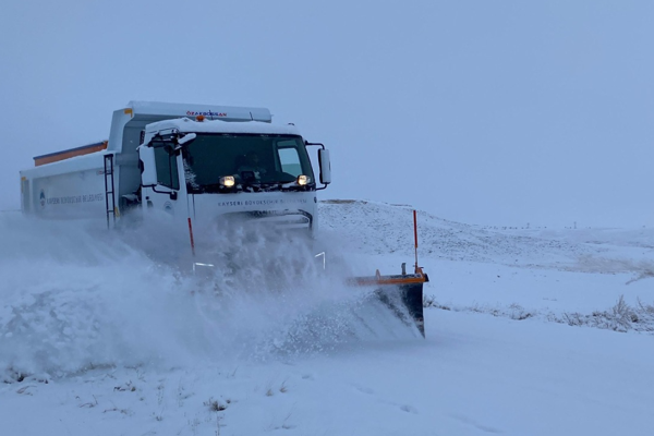Kayseri’de karla mücadele seferberliği <
