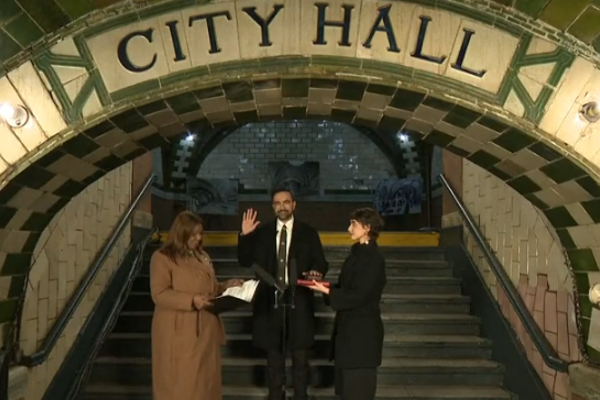  Zohran Mamdani, New York belediye başkanı olarak yemin etti<