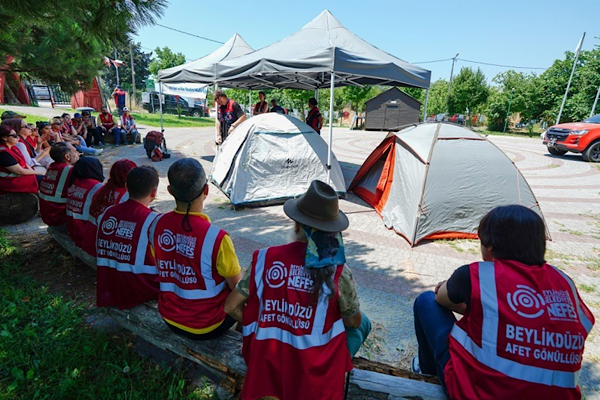 Beylikdüzü’nde afet gönüllülerine kapsamlı arama kurtarma eğitimi