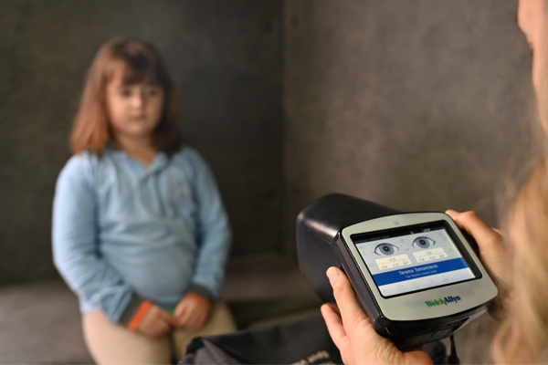 Kepez’de 32 bin 383 öğrenciye göz taraması yapıldı<