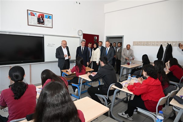 Malatya Büyükşehir'den YKS değerlendirme sınavı