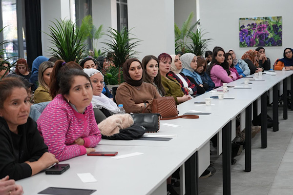 Kayapınar Kadın Meclisi’nden  “Cins Sevgisi” atölyesi