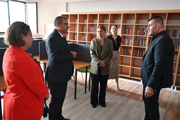 Karacabey Belediyesi’nden kitap ve anasınıfı seti desteği<