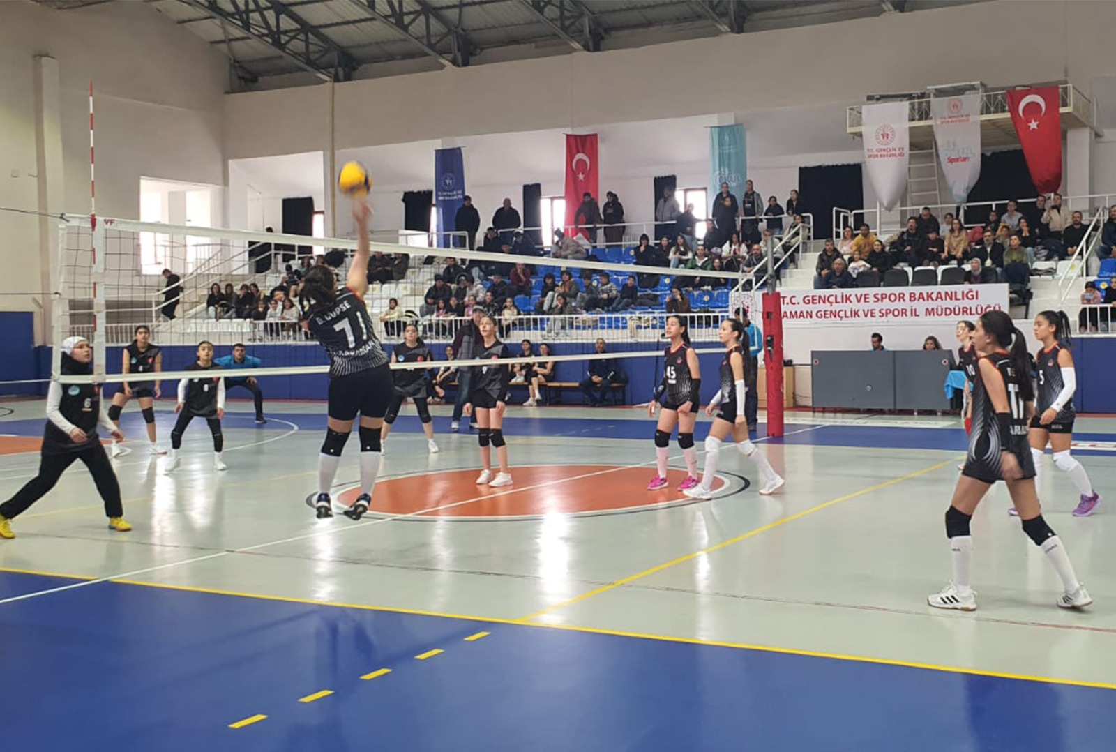 Kulüpler Arası Midi Voleybol İl Birinciliği sona erdi