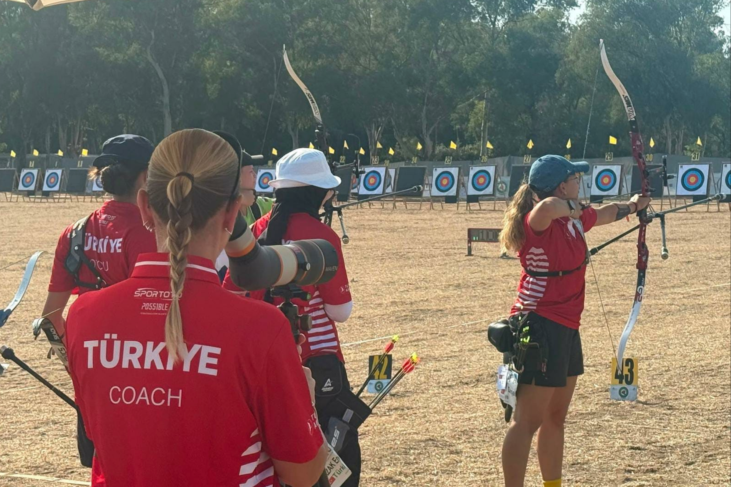 Milli okçu Dünya Yenihayat’tan Avrupa Şampiyonası’nda üç madalya<