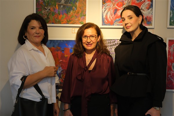 “Biz Doğanın Parçasıyız” sergisi sanatseverlerle buluştu 