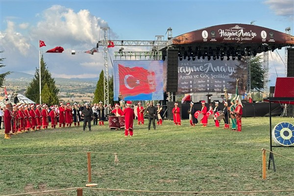 Kütahya’da Hayme Ana anıldı<