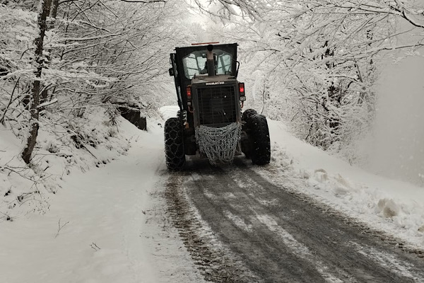 Trabzon’da ekipler hasta vatandaşın yardımına koştu<