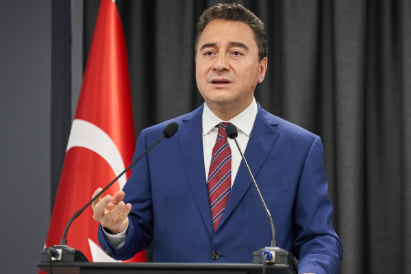 Babacan: Halk demokrasi istiyor, demokrasisini alacak
