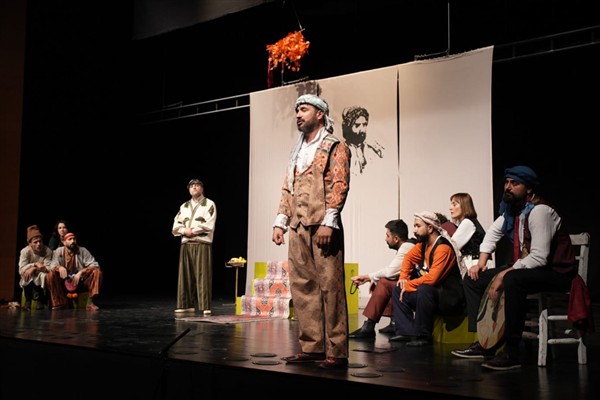 Amed Tiyatro Festivali’nde “Bekoye Ewan” oyunu sahnelendi