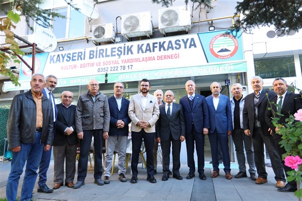 Başkan Büyükkılıç, bir dizi ziyaret gerçekleştirdi<