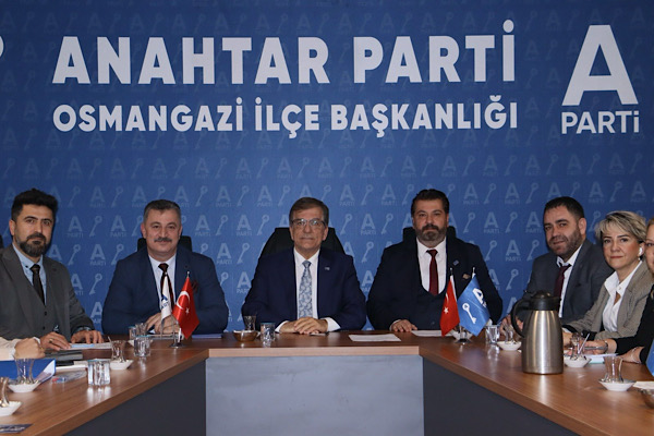 Demir: Panayır Deresi simsiyah akıyor, o suyla tarım yapılıyor<