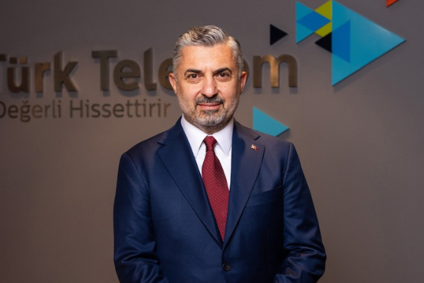 Türk Telekom CEO’su Ebubekir Şahin’in dijital ikizinden sürdürülebilir gelecek vizyonu<