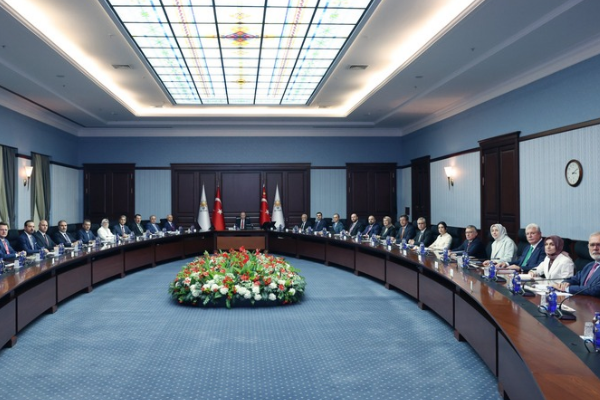 AK Parti MYK, Erdoğan başkanlığında toplandı