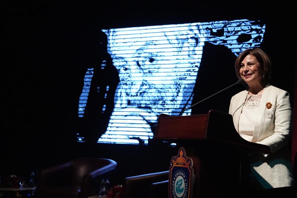Eskişehir'de Genco Erkal Sahnesi kapılarını açtı