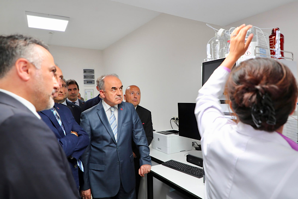 Ordu Gıda Kontrol Laboratuvarı'na LC-MS/MS analiz cihazı kazandırıldı