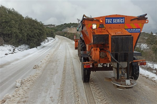 Orhangazi Belediyesi, kar yağışına karşı hazırlıklarını tamamladı 