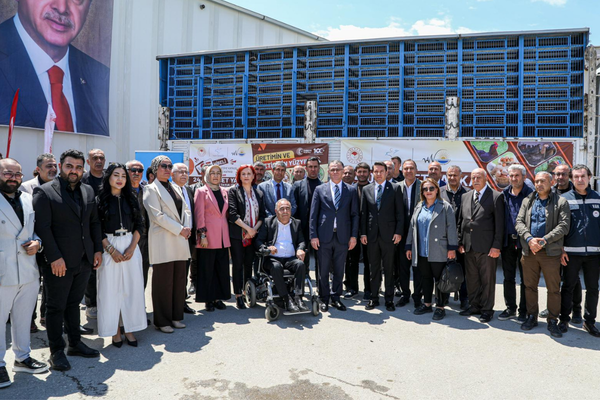 Van’da 170 aileye 23 bin yumurta tavuğu desteği<