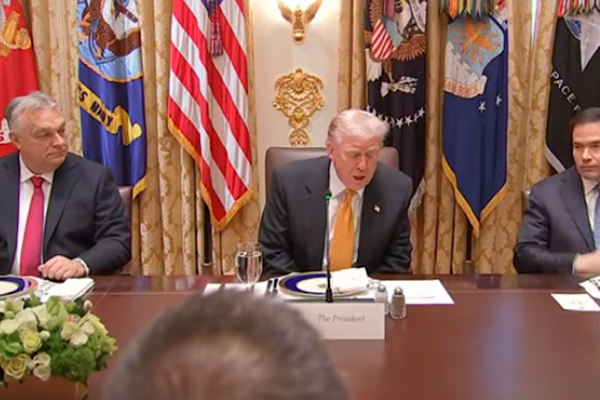 Trump, Macaristan'a Rus enerji yaptırımlarından bir yıl muafiyet verdi<