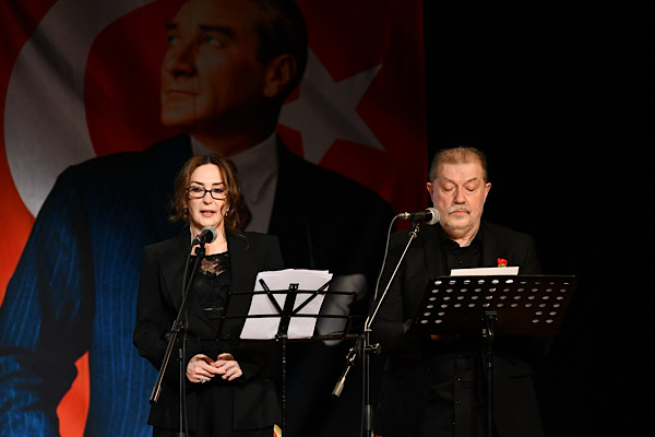 Mamak’ta “Çocuklar Unutmaz ki” müzikli sahne gösterimi izleyiciyle buluştu