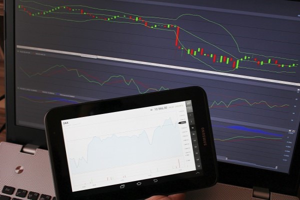 BIST 100 yükselişle 14 bin 405 puandan kapandı<